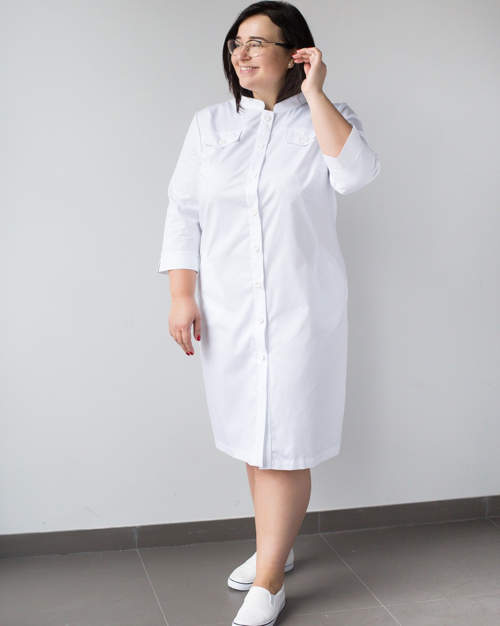 

Медицинский женский халат Валери белый +SIZE (арт. 1091683571)